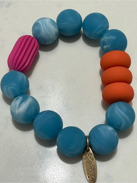 Plunder Jewelry - PLUNDER DREAMY BLUE MARBLED ACRYLIC ELASTIC BEAD BRACELET